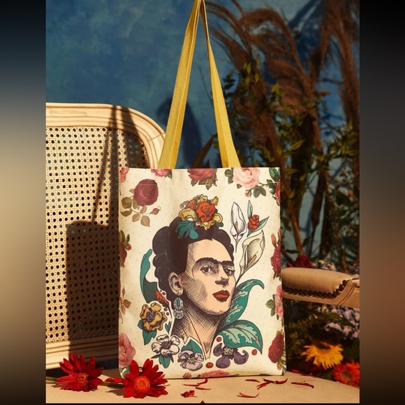 Frida Figure & Flower Pattern Square Bag - Picture 2 of 6